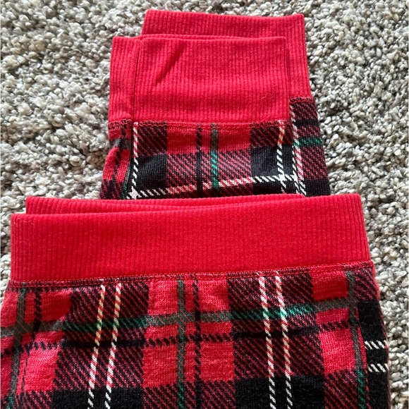 Merry Land Kids’ 2 Piece Winter/Holiday Themed Pajamas - 3 Sets Available - Picture 6 of 11